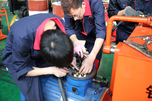 鉆機(jī)配件